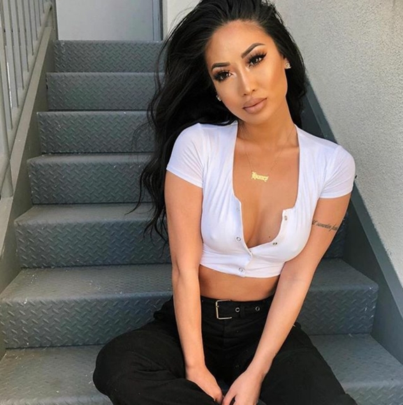 White Snap Button Crop Top - Picture 6 of 10